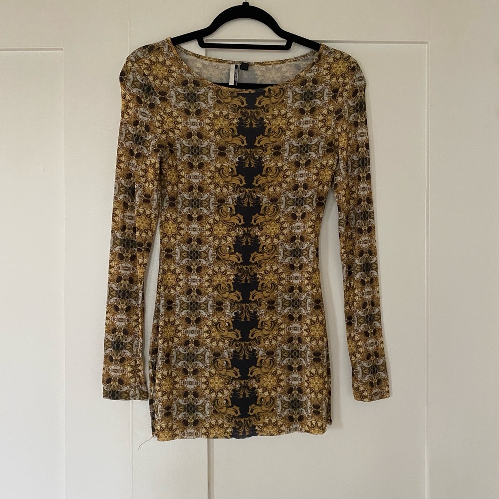 Long sleeve top